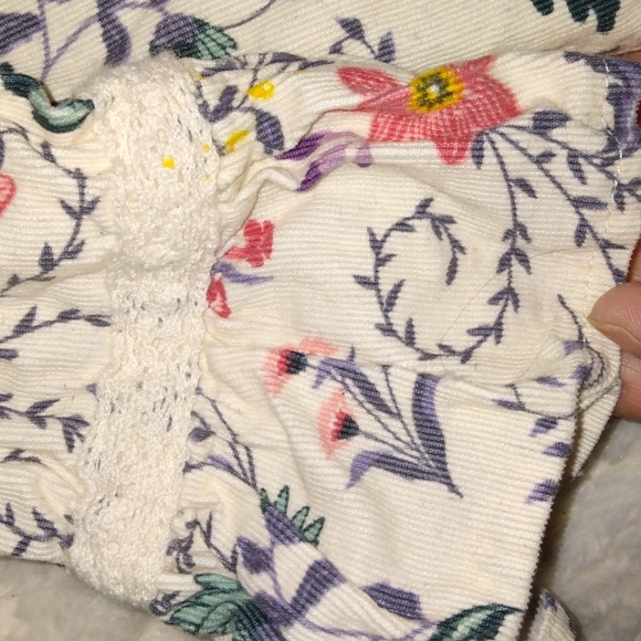 Gap dress flower pattern 3/4 sleeves size 3T and Disney dress nature pattern 3T - Picture 11 of 17